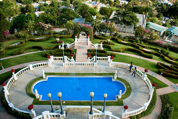 Jardin Castillo Serralles